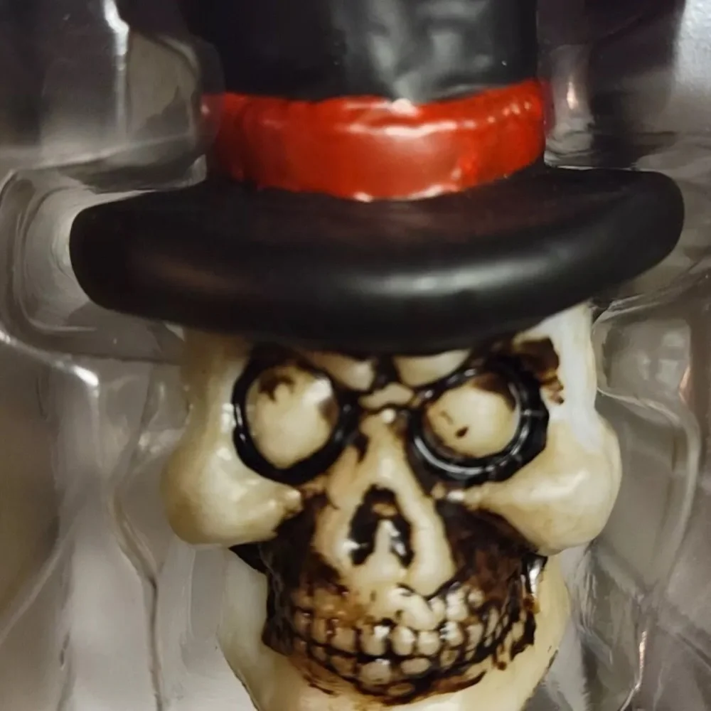 Spooky Moods 8ct Skull Top Hat Light Up String Lights Halloween Decor Battery